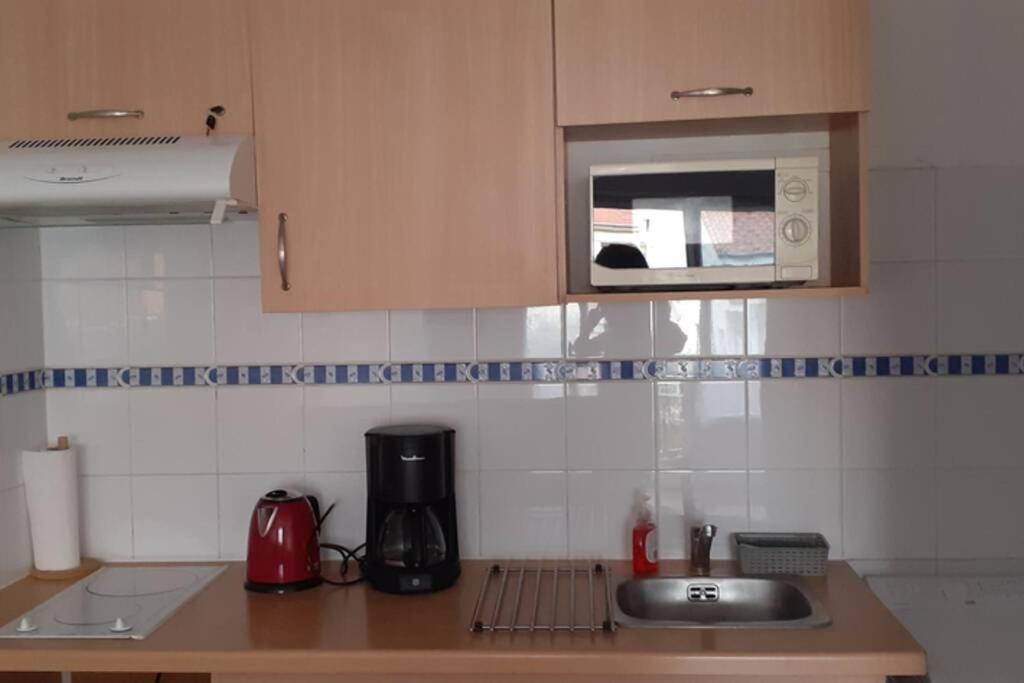 Апартаменти Agreable Logement Proche De La Gare Et Du Polygone Безьє Екстер'єр фото